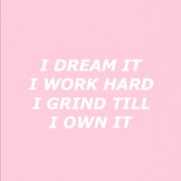 Hello happy poshing everyone 💕😘🎁🎉 - Picture 2 of 4